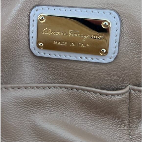 Ferragamo Sofia Handbag Calf Leather - Style 21 D543/19 - Picture 14 of 16